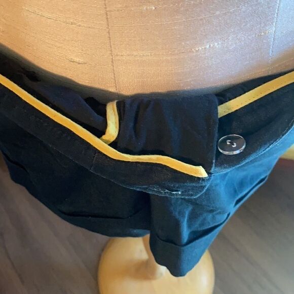 Mossimo, dark-wash denim in color but more of a cloth like material. Women’s 8. - Picture 6 of 6